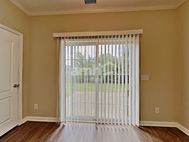 Photo - 5108 Bumblebee Dr