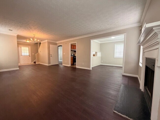 Photo - 3 bed 2 bath in Decatur!