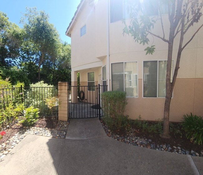 Photo - Fantastic home in the Arbors!