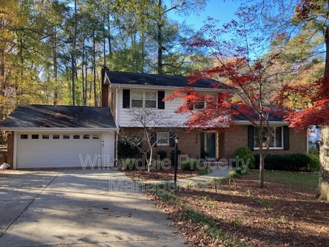 Photo - 702 Jefferson Dr House