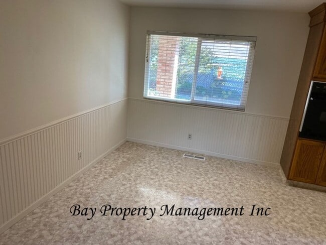 Photo - Beautiful 3 bedroom in the foothills outside of Gonzales