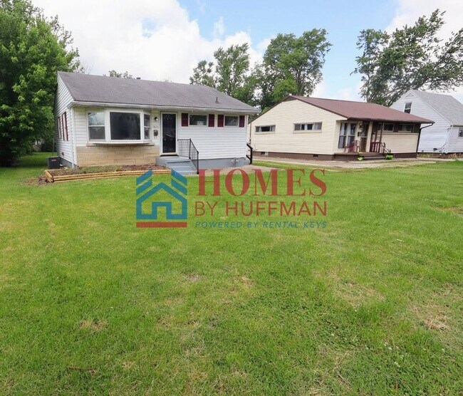 Photo - Two Bedroom House | Detached Garage