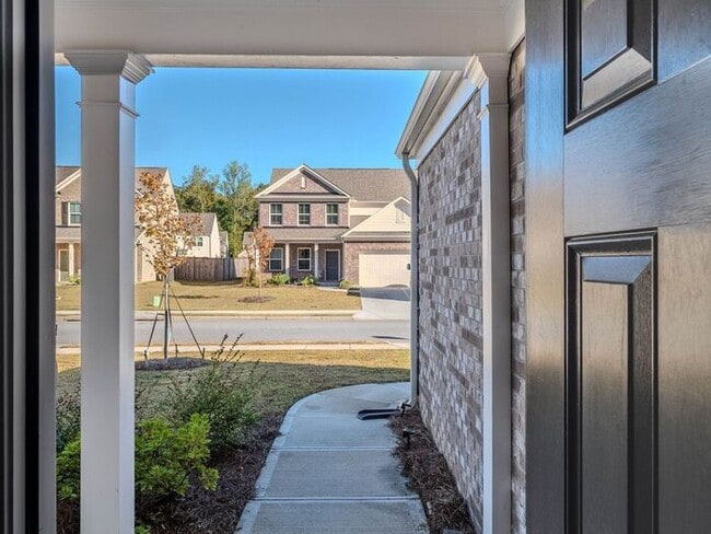 Photo - 1586 Maston Rd