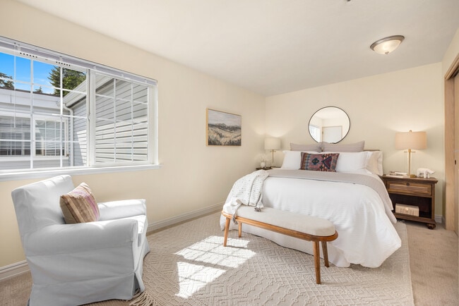 Photo - Winslow Manor