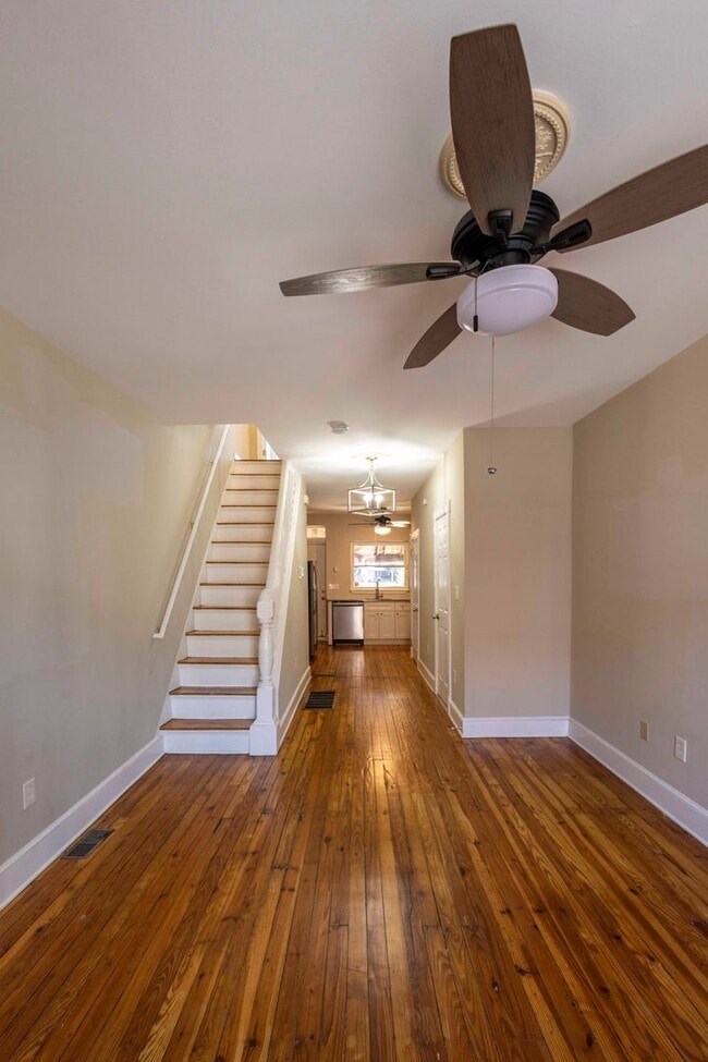 Photo - 110 N Rose St