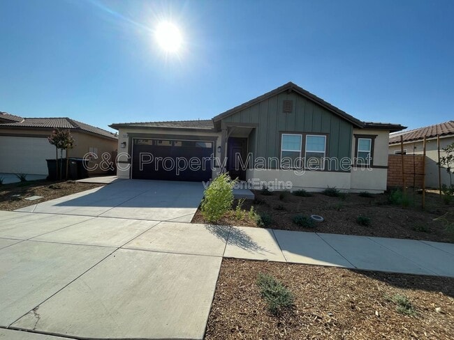 Building Photo - 25803 Sedona Ln Rental