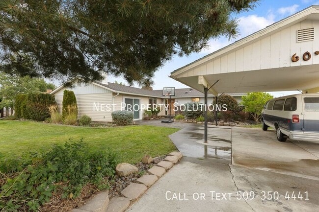 Photo - 603 N Crestview Dr