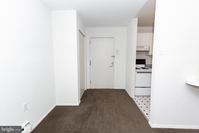 Photo - 2311 Spruce St Unit 203