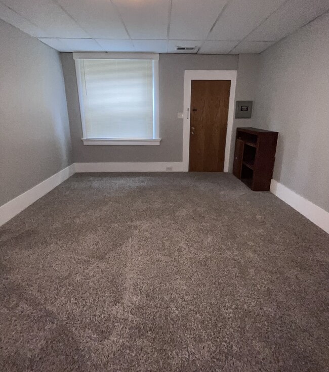 Building Photo - 517 E 17th St Rental