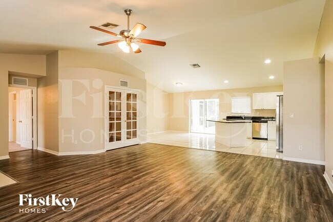 Photo - 2709 SW 4th Ave