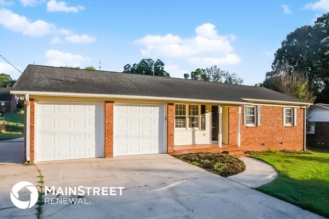 Photo - 2157 Sheffield Dr