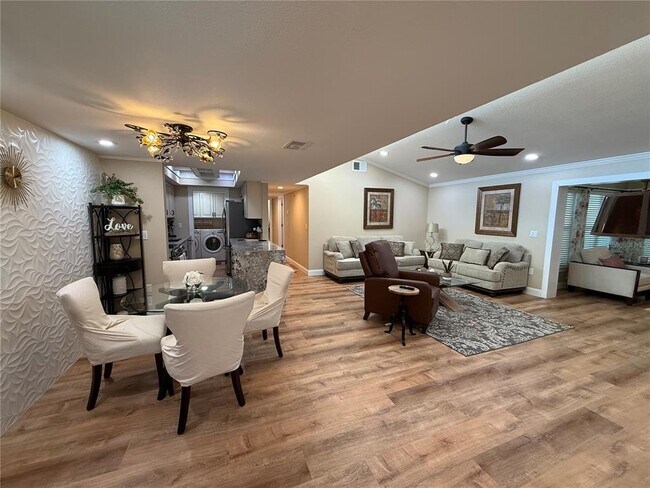 Photo - 6861 Woodwind Dr