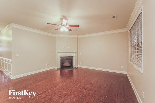 Photo - 124 Ridgemont Ln