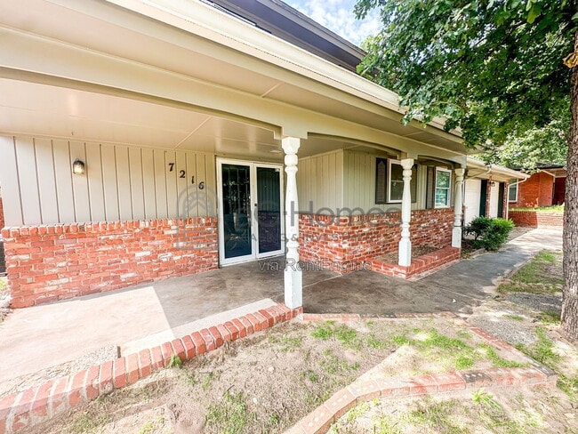 Photo - 7216 NW 13th St