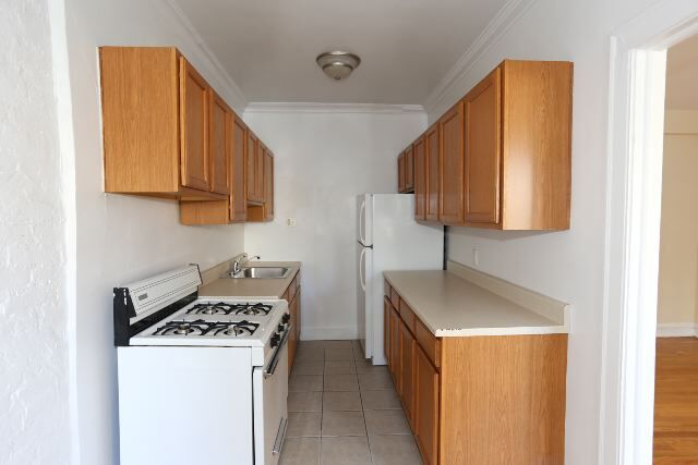 Photo - 1169 N Dearborn St Unit 205