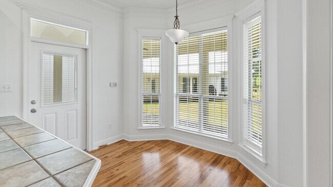 Photo - 4161 Emily Dr