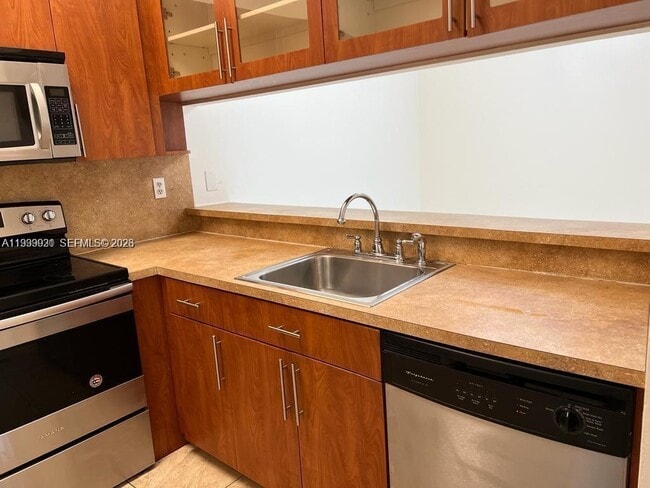 Photo - 18210 Mediterranean Blvd Unit 6-20