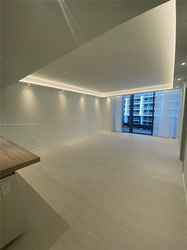Photo - 1000 Brickell Plaza Condo Unit 2707