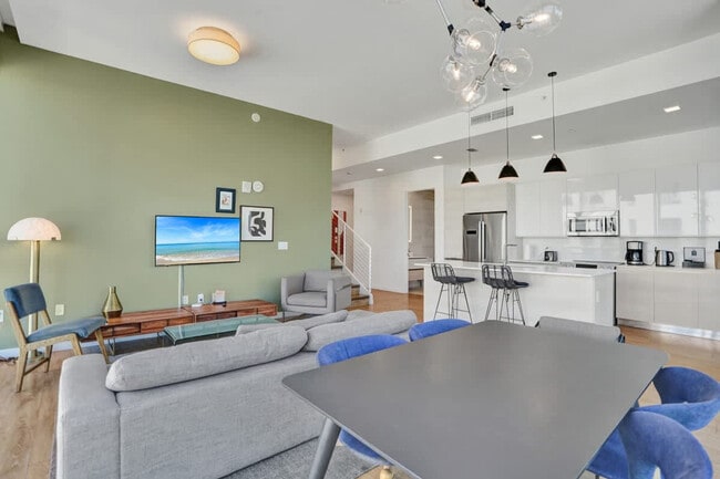 Photo - 1220 17th St Unidad SI ID1503937P