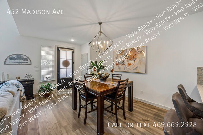 Photo - 452 Madison Ave