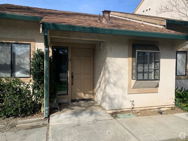 Building Photo - 1 Bedroom Condo in North Davis-$300 OFF FI...