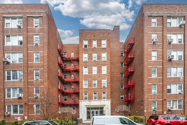 Photo - 9915 66th Ave