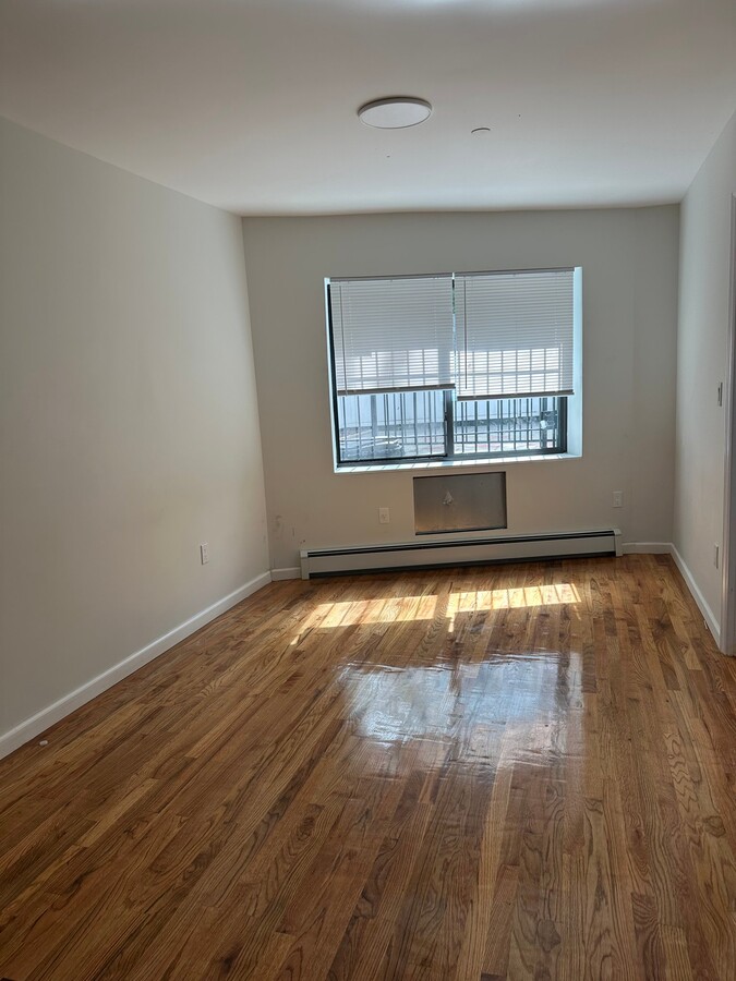 Photo - 84 Home St Unit Apt 3