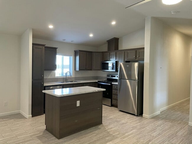 Photo - 1702 E John Cabot Rd