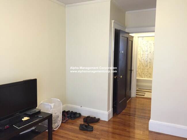 Photo - 349 Pleasant St Unit B3-1