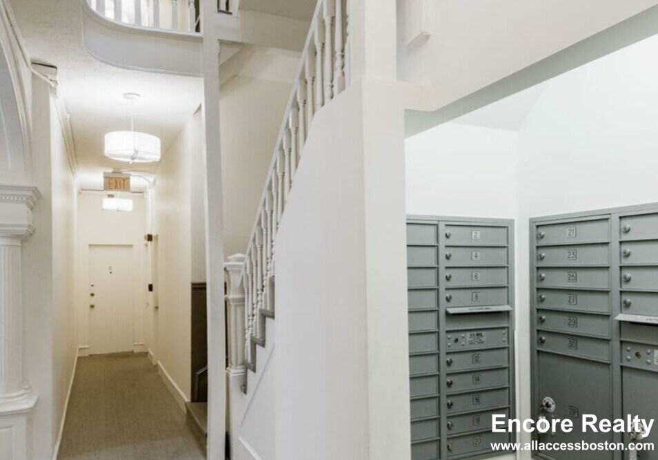 Photo - 49 Burbank St Unidad 34903