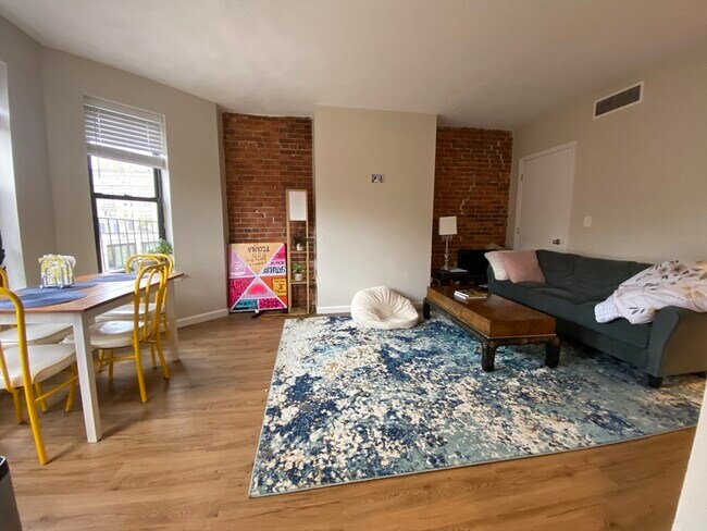 Photo - 54 Gainsborough St Unidad 3