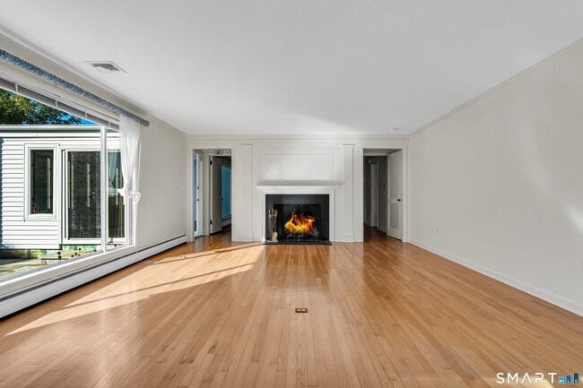 Photo - 14 Neptune Ave