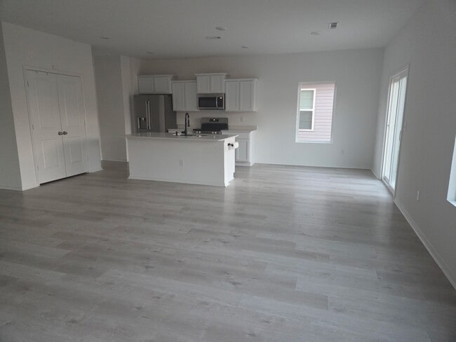 Photo - 8300 Fitzgerald Ln