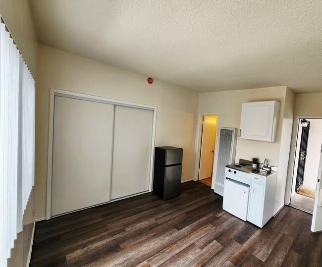 Photo - Lawndale Acres