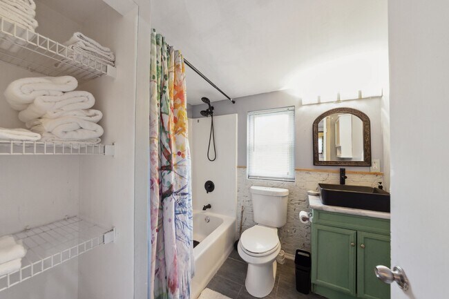 Photo - Charming, Fully Finished, 2 Bedroom Home w...