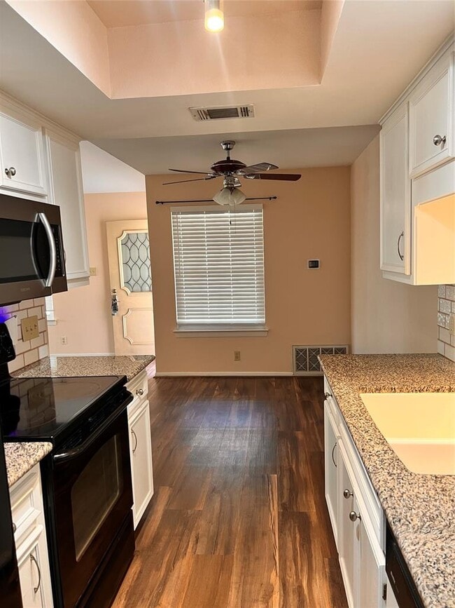 Photo - 201 E Noton St Unidad 107-B