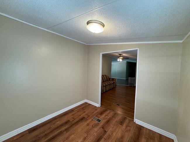 Photo - NICE 4/2 MOBILE HOME ON FLOURNOY LUCAS
