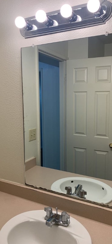 Photo - 621 W 7th St Unidad 2