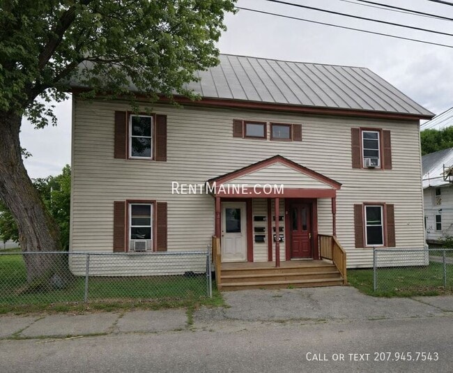 Building Photo - 2 Danielson St