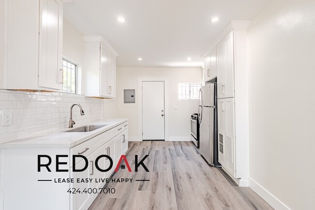 Photo - 1876 W 24th St Unidad 1876