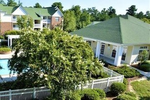 University Of South Carolina Columbia Campus Off Housing Greenbrier Apartments
