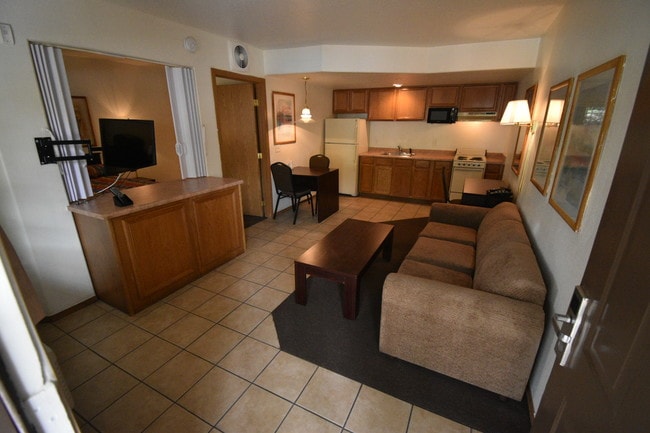 Manor Suites