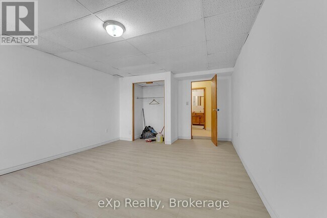 Photo - 2 King St Unit Apt 2