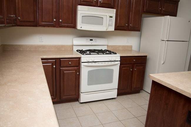 Taylor Ridge Apartments