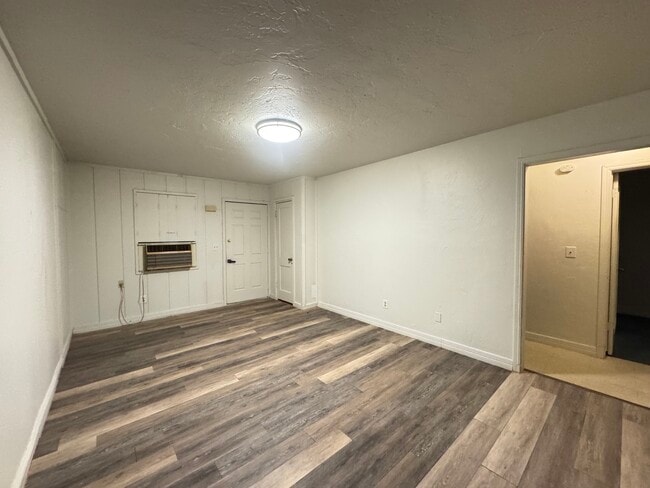 Photo - 2408 S Woodward Ave Unidad 2408