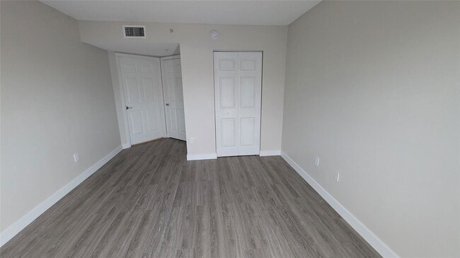 Photo - 9640 NW 2nd St Unidad 5102