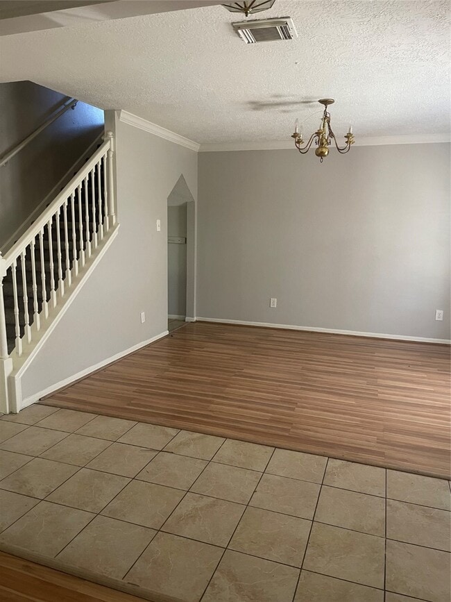 Photo - 3706 Nutwood Ln