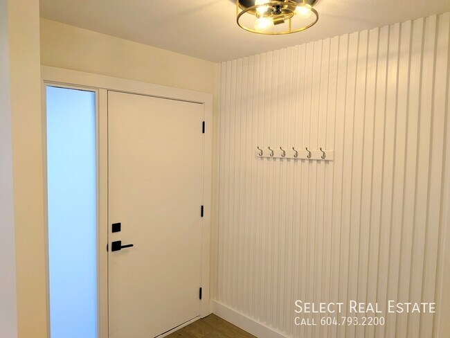 Photo - 7580 Sapphire Dr