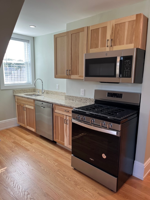 Building Photo - 388 S Main St Unit 4