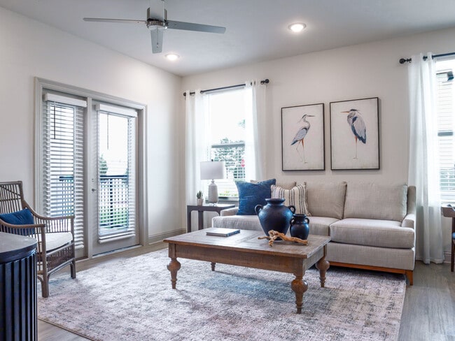 The Cabernet: 1BR, 1BA- Living Room